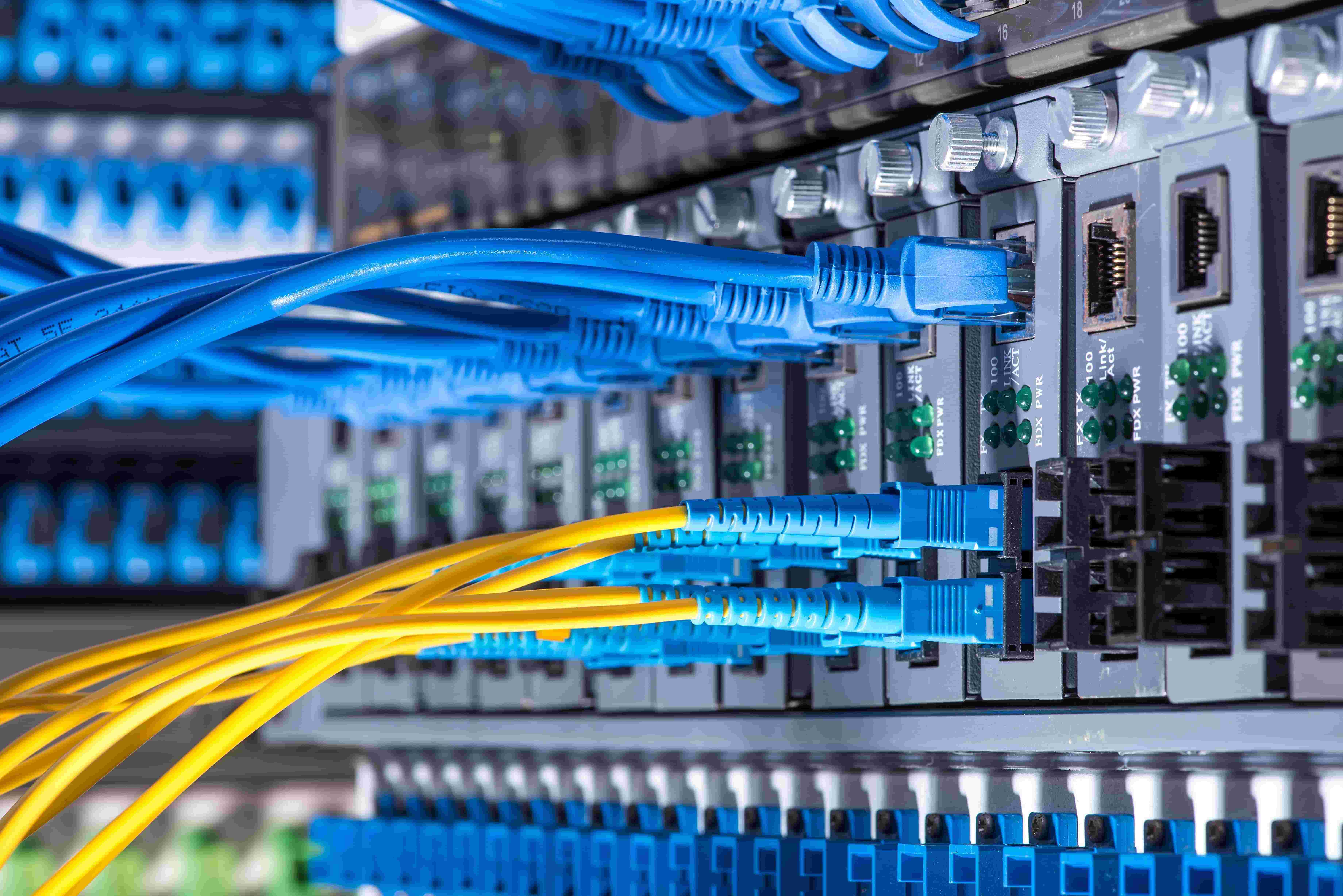 Telecommunication fibre optic system service